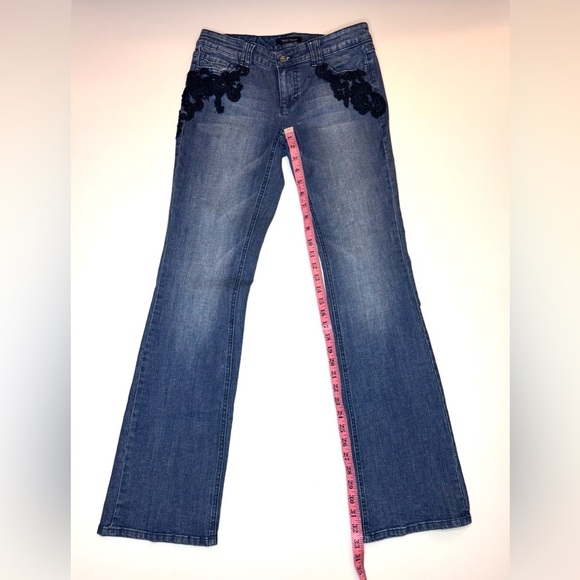 White House Black Market Women’s Bootcut Jeans Size- 4 R - Picture 3 of 9